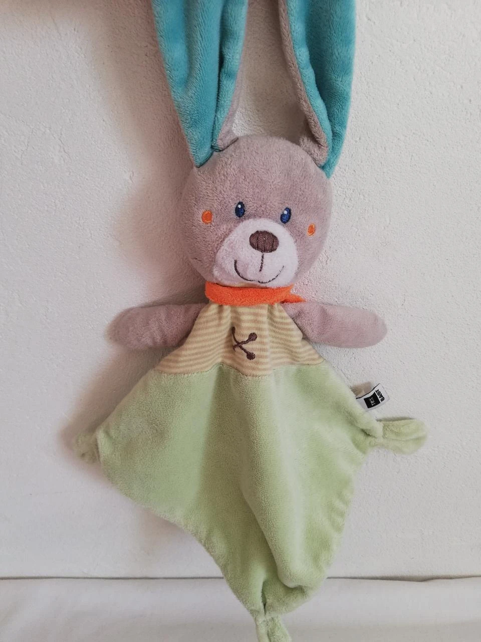peluche lapin